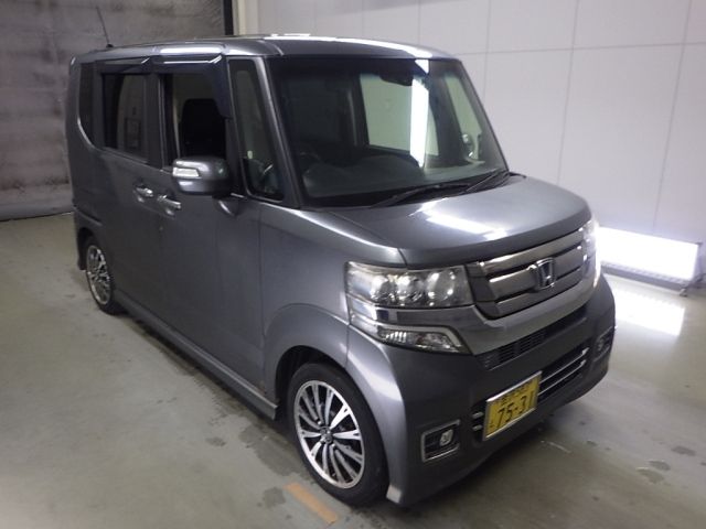 50081 HONDA N BOX JF1 2015 г. (Honda Nagoya)